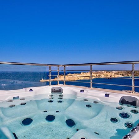 Valletta Luxury 4-Bedroom Duplex With Stunning Sea Views Private Terrace And Jacuzzi Ngoại thất bức ảnh